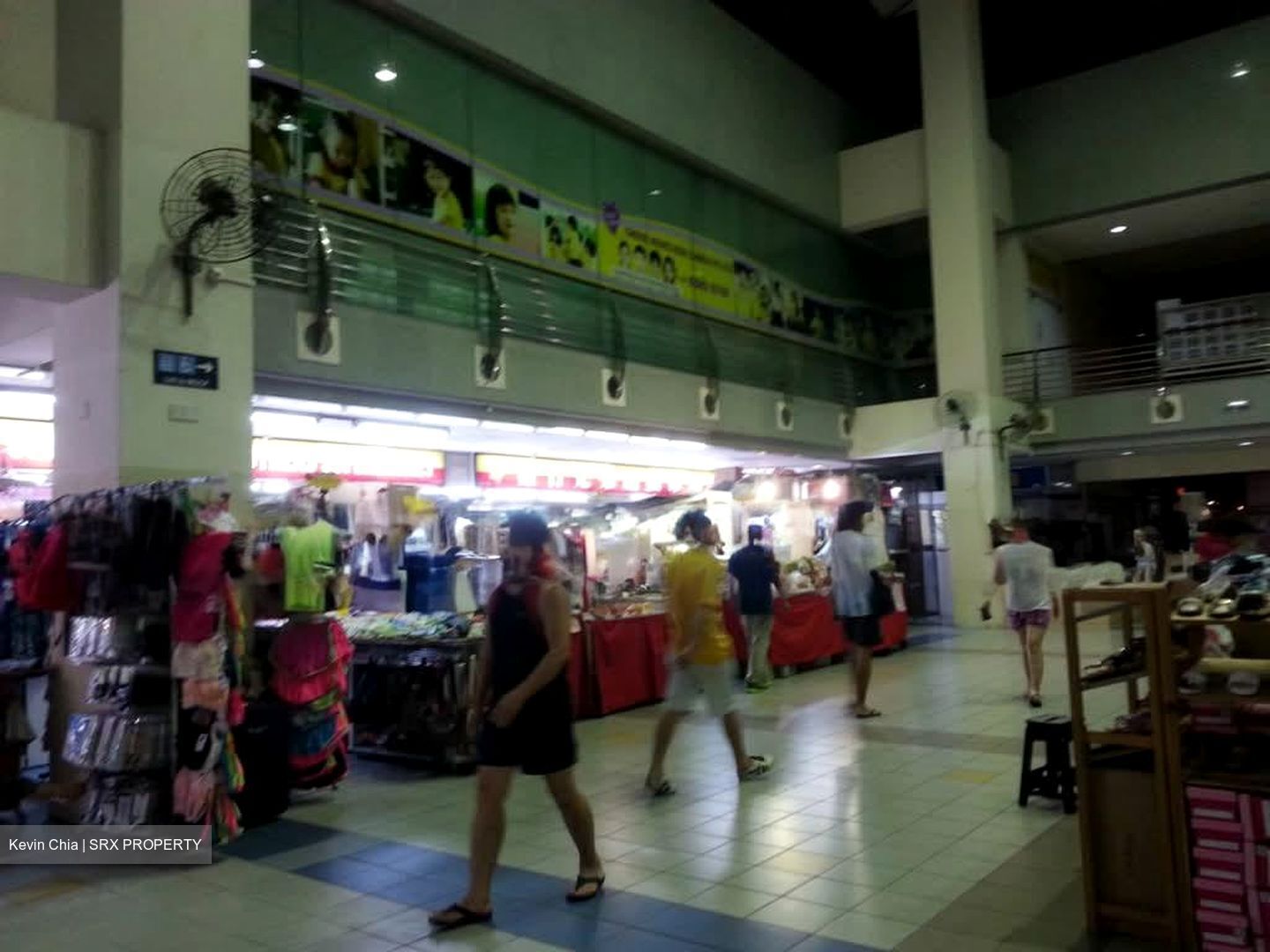 Elias Mall (D18), Retail #560600441